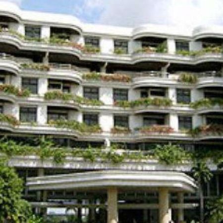Eastin Lakeside Hotel Bangkok Ngoại thất bức ảnh