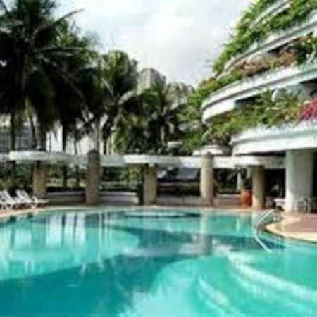 Eastin Lakeside Hotel Bangkok Ngoại thất bức ảnh